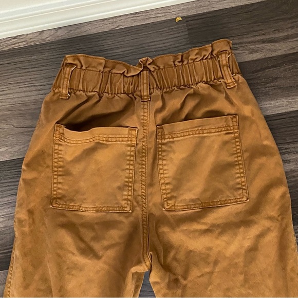 Stylish Brown High-Waisted Pants - Picture 4 of 7